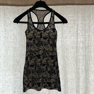 Lululemon floral tank top